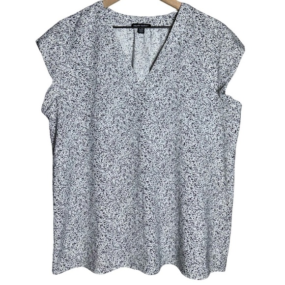 Hilary Radley Black and white v-neck blouse - Size XL - Picture 1 of 6